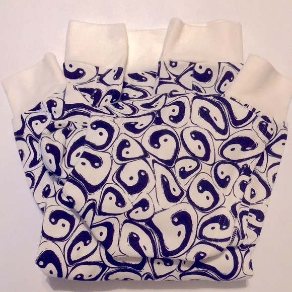 EARTHBOUND - 2 Piece Abstract Black & White Yin Yang Hoodie and Pants NWT - XL - Picture 7 of 8